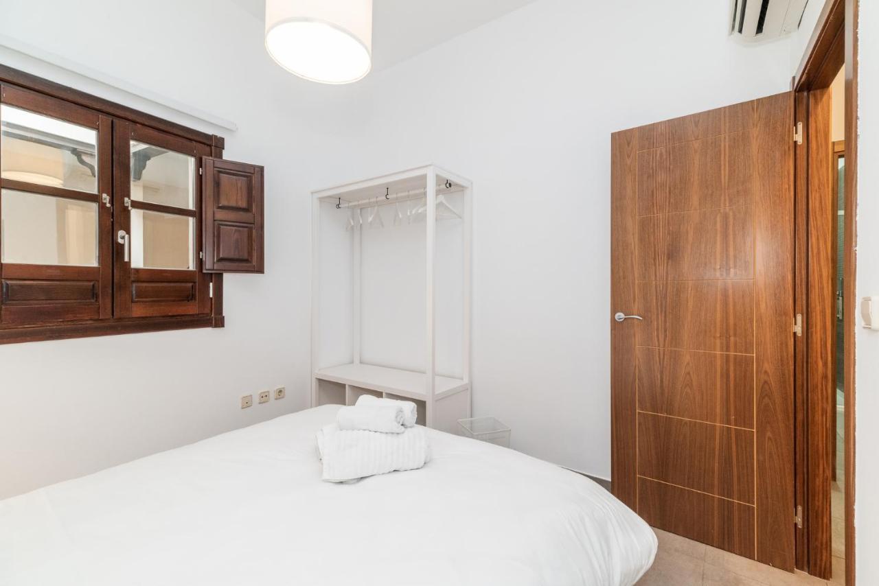 Modern Cozy Flat In Granada'S City Centre 1 エクステリア 写真